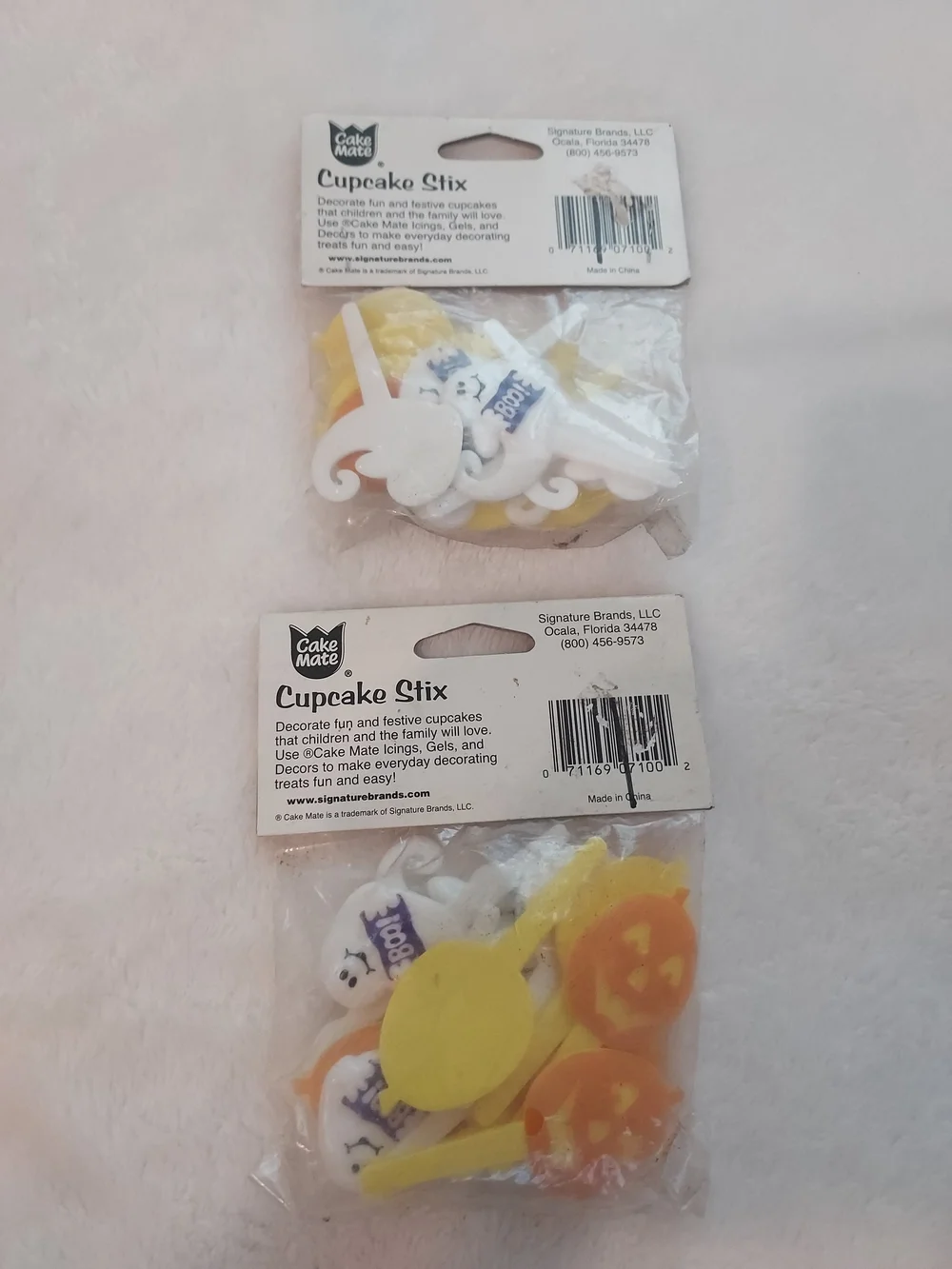 Halloween Cupcake Stix White & Orange 24 Pieces Pumpkins & Ghosts